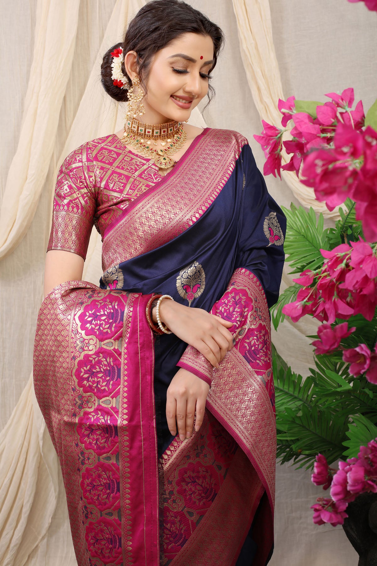 Jasmin Jacquard Pattern Kanchipuram Pure Silk Saree