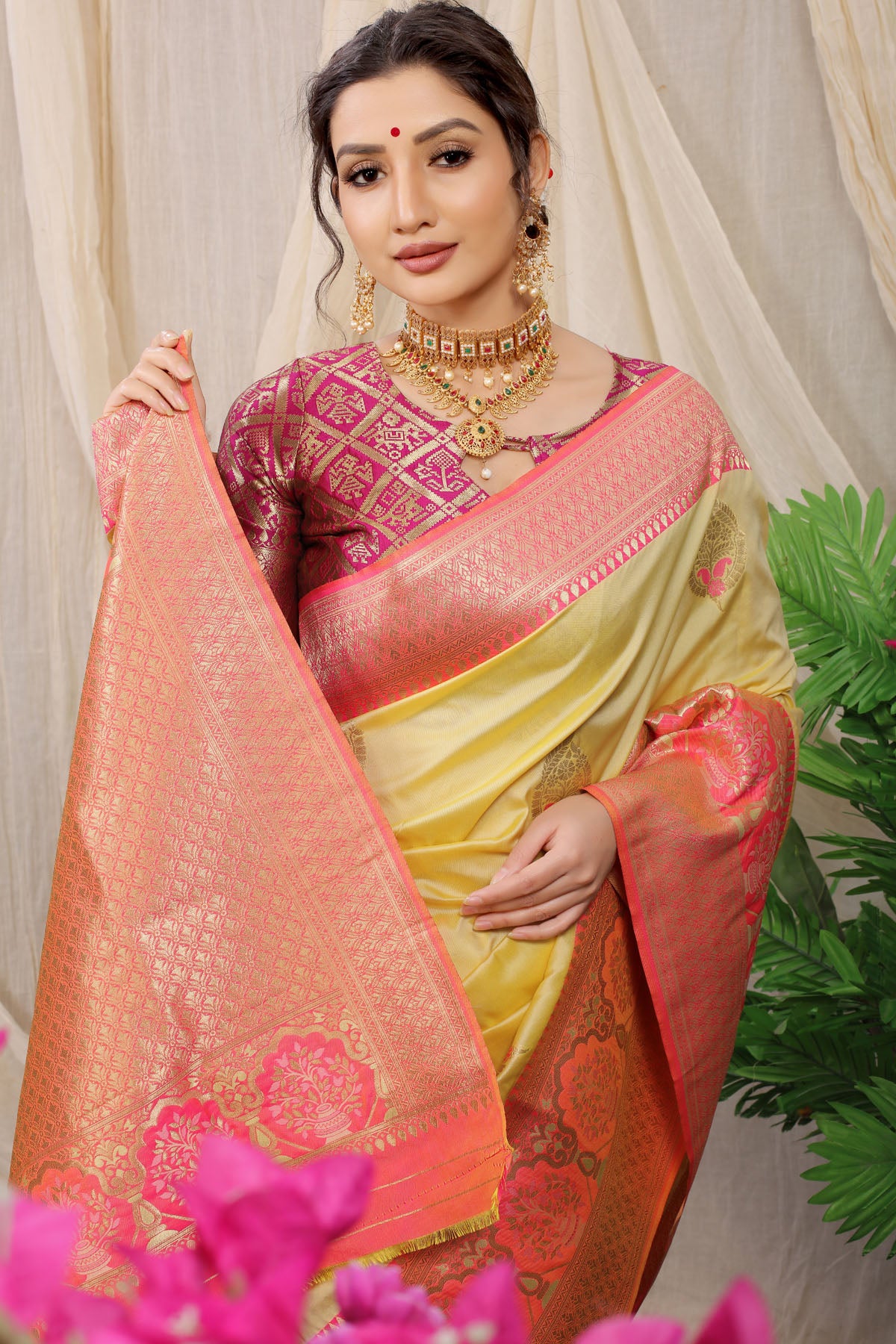 Jasmin Jacquard Pattern Kanchipuram Pure Silk Saree