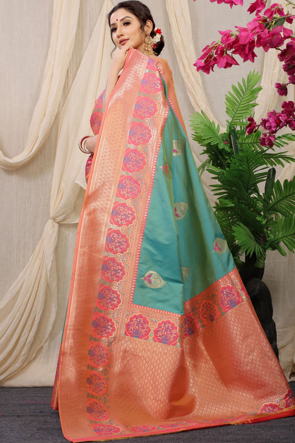 Jasmin Jacquard Pattern Kanchipuram Pure Silk Saree