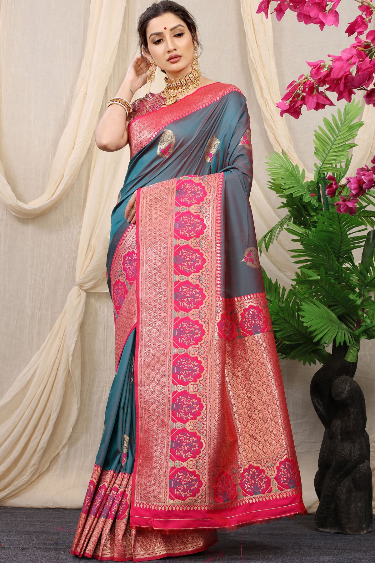 Jasmin Jacquard Pattern Kanchipuram Pure Silk Saree