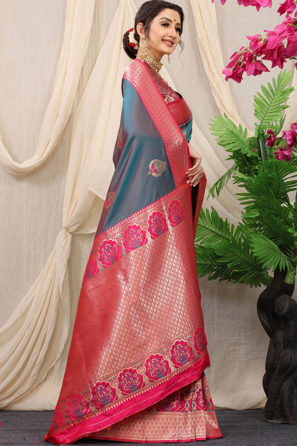 Jasmin Jacquard Pattern Kanchipuram Pure Silk Saree