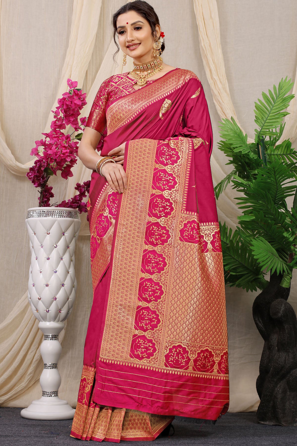 Jasmin Jacquard Pattern Kanchipuram Pure Silk Saree