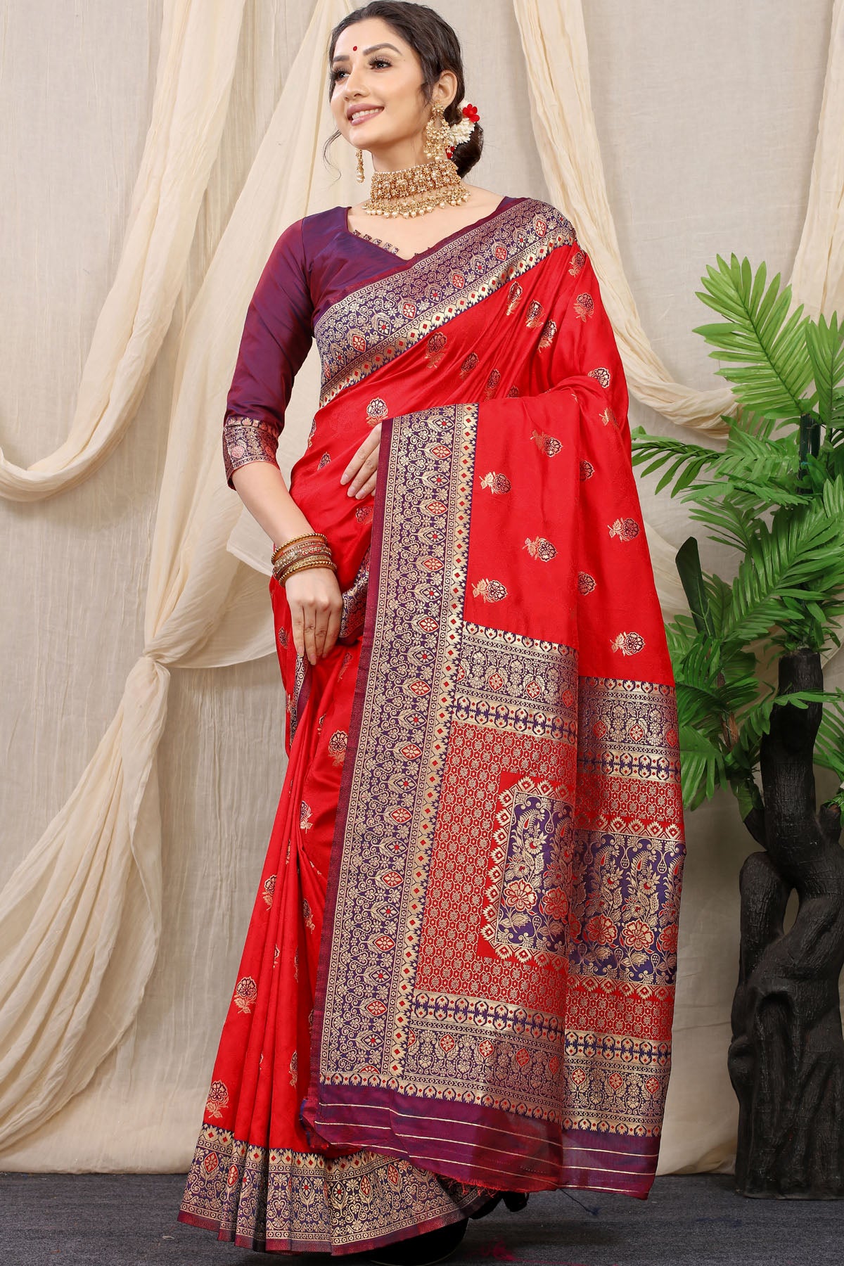 Kritika Jacquard Pattern Kanchipuram Pure Silk Saree