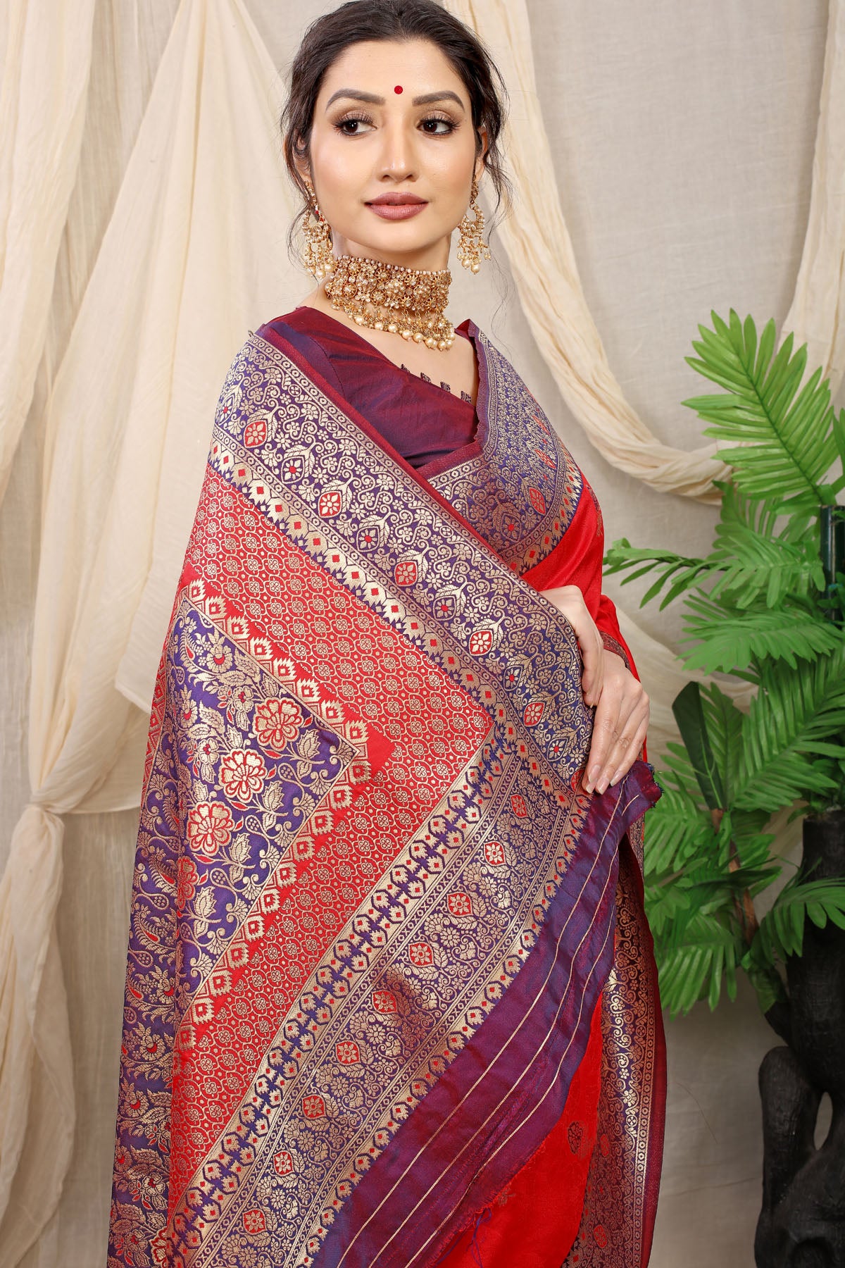 Kritika Jacquard Pattern Kanchipuram Pure Silk Saree