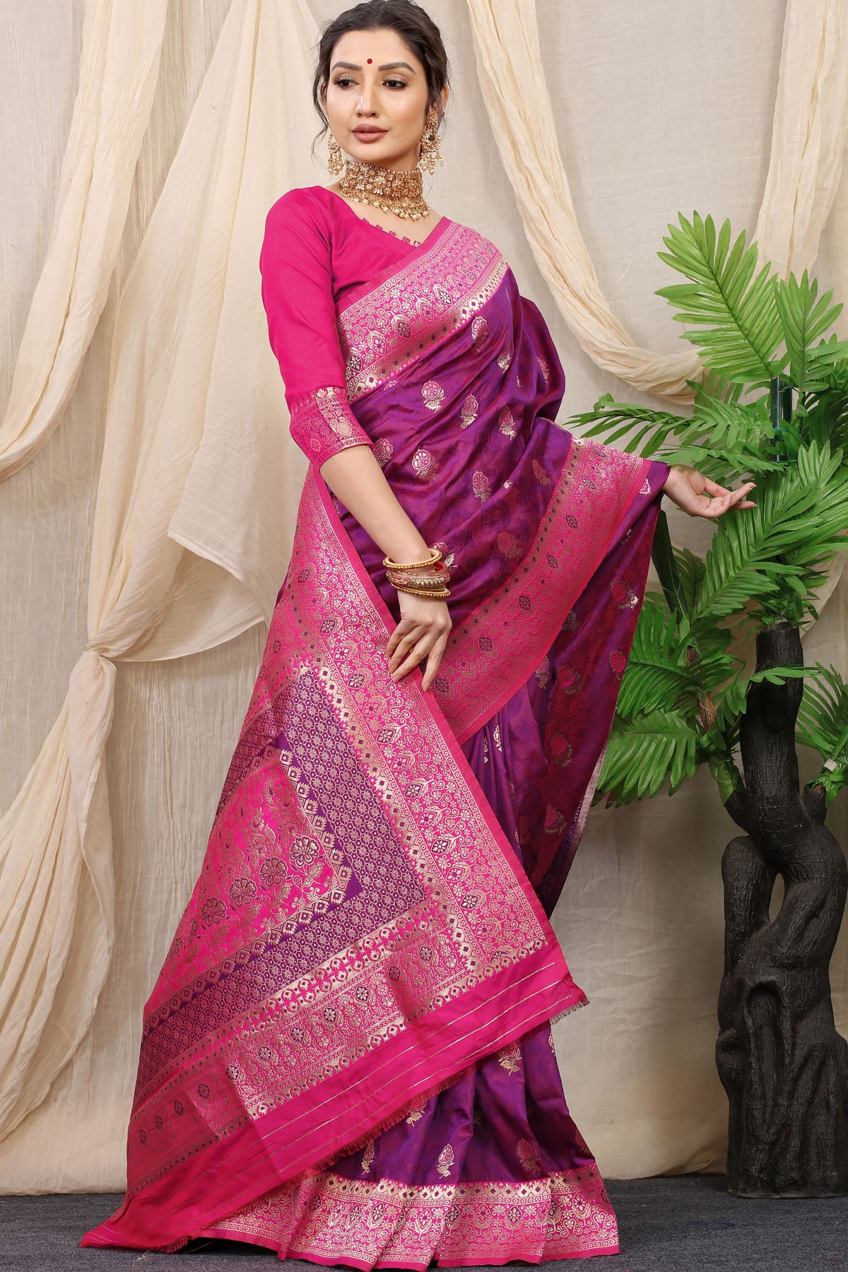 Kritika Jacquard Pattern Kanchipuram Pure Silk Saree