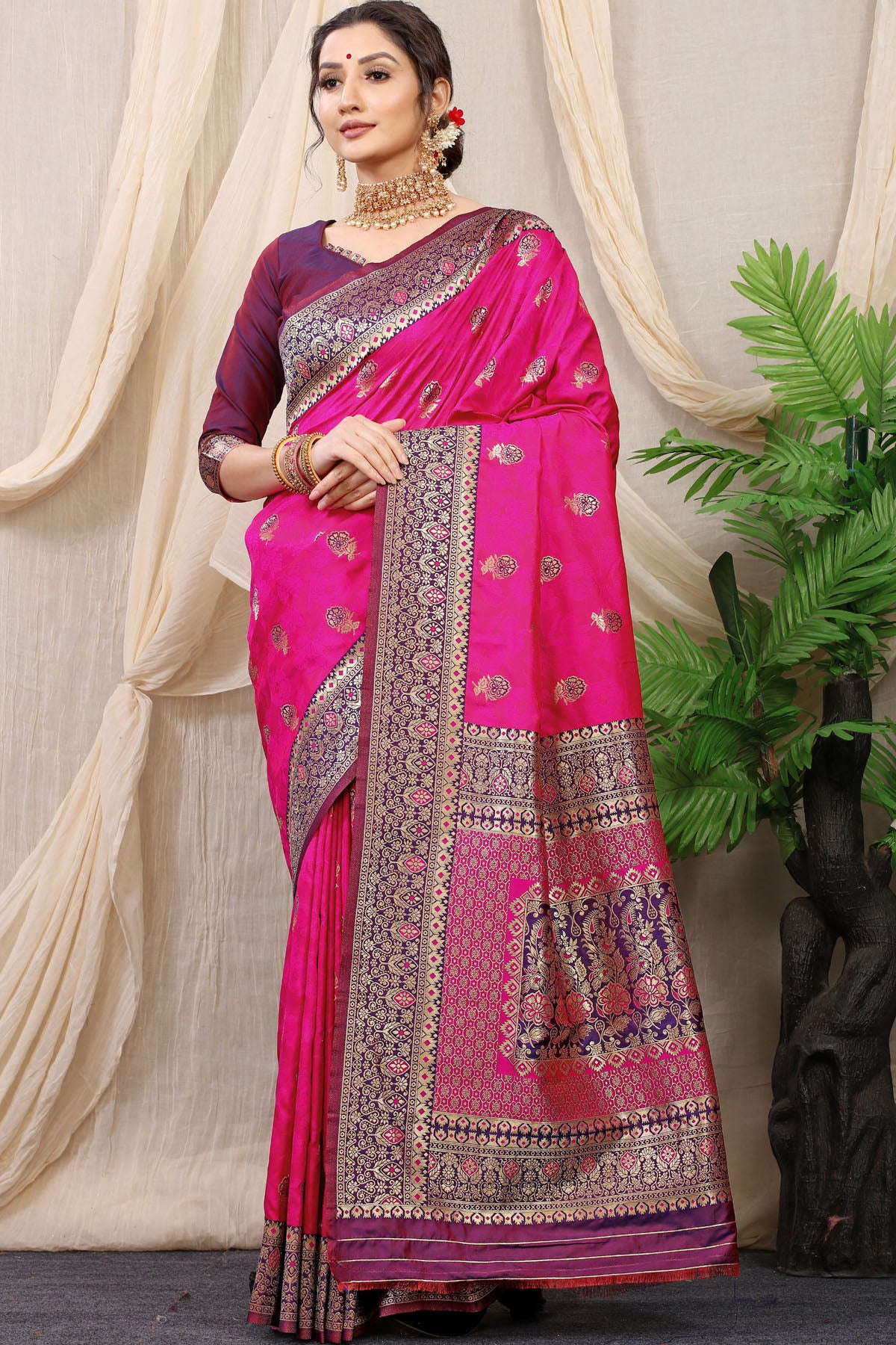Kritika Jacquard Pattern Kanchipuram Pure Silk Saree