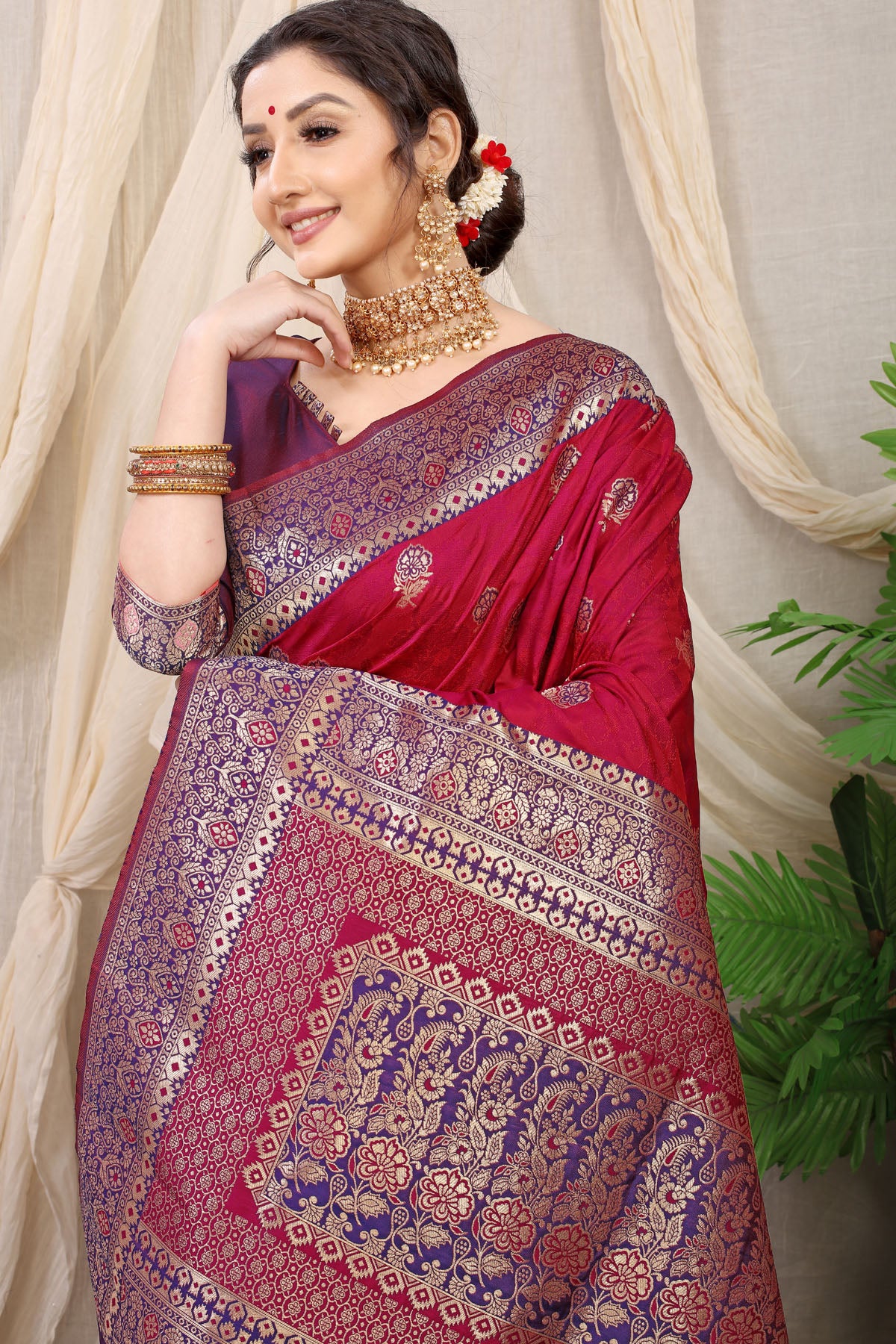 Kritika Jacquard Pattern Kanchipuram Pure Silk Saree