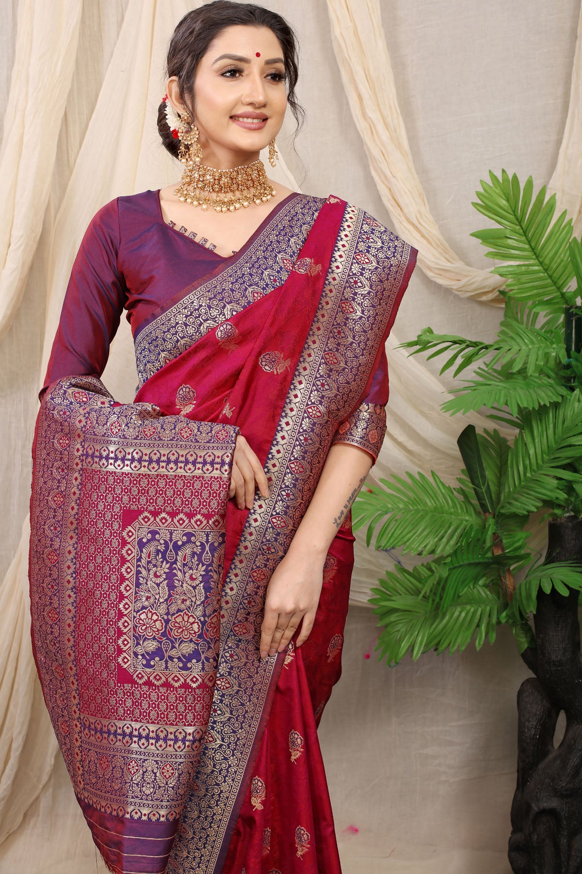 Kritika Jacquard Pattern Kanchipuram Pure Silk Saree
