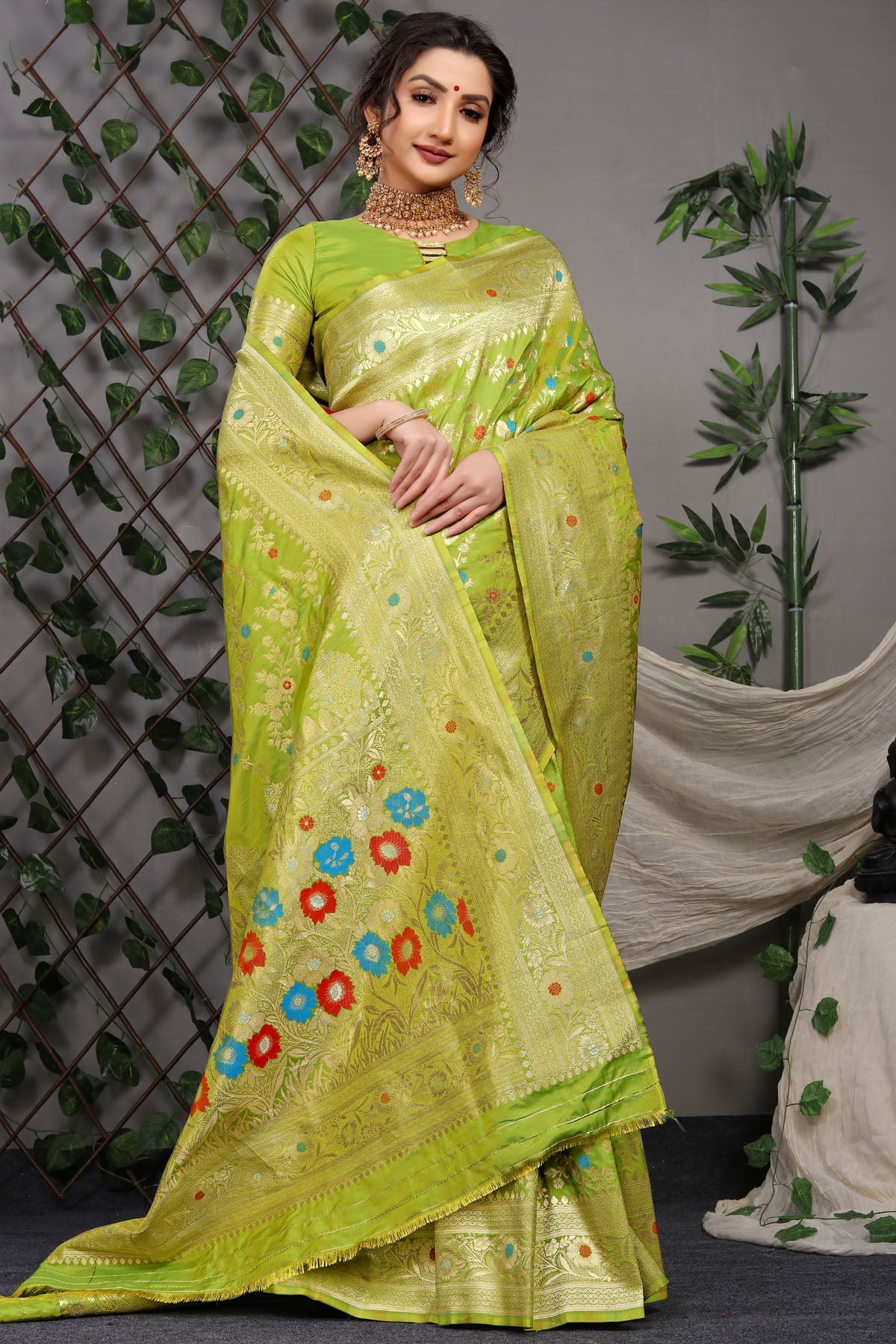 Sanaya Jacquard Pattern Kanchipuram Pure Silk Saree