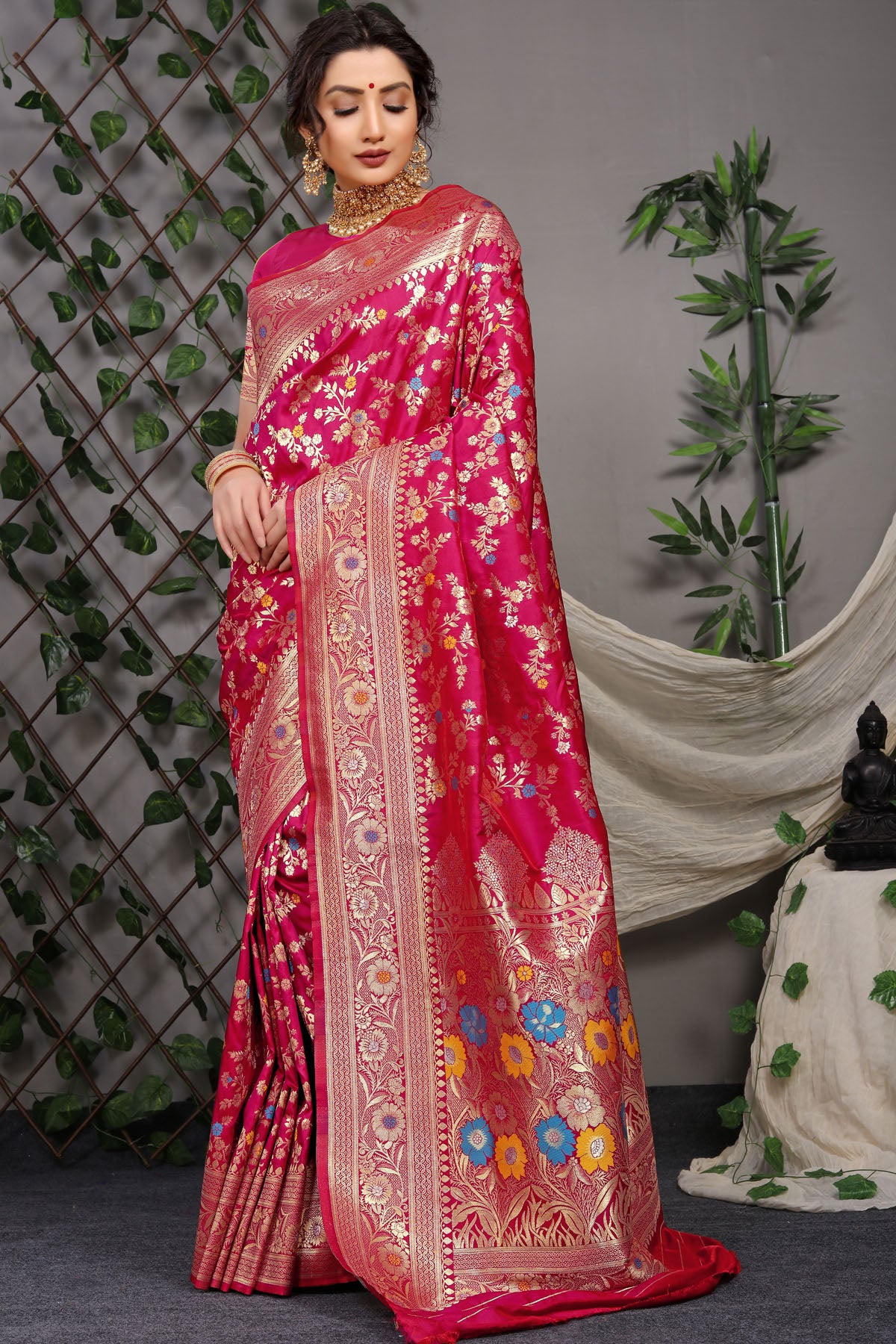 Sanaya Jacquard Pattern Kanchipuram Pure Silk Saree