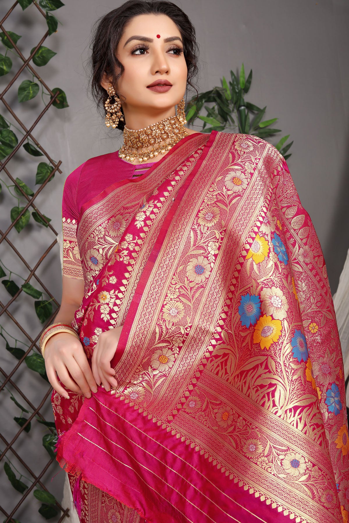 Sanaya Jacquard Pattern Kanchipuram Pure Silk Saree