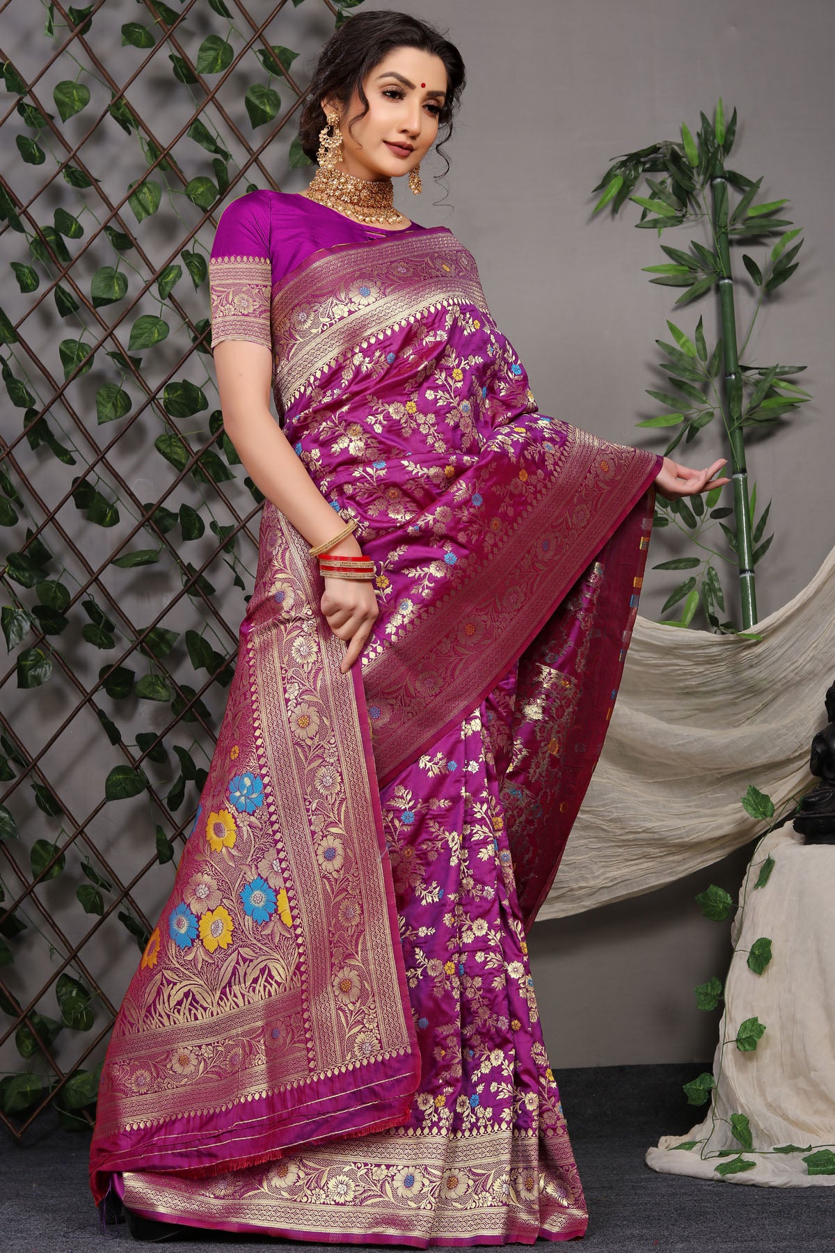 Sanaya Jacquard Pattern Kanchipuram Pure Silk Saree