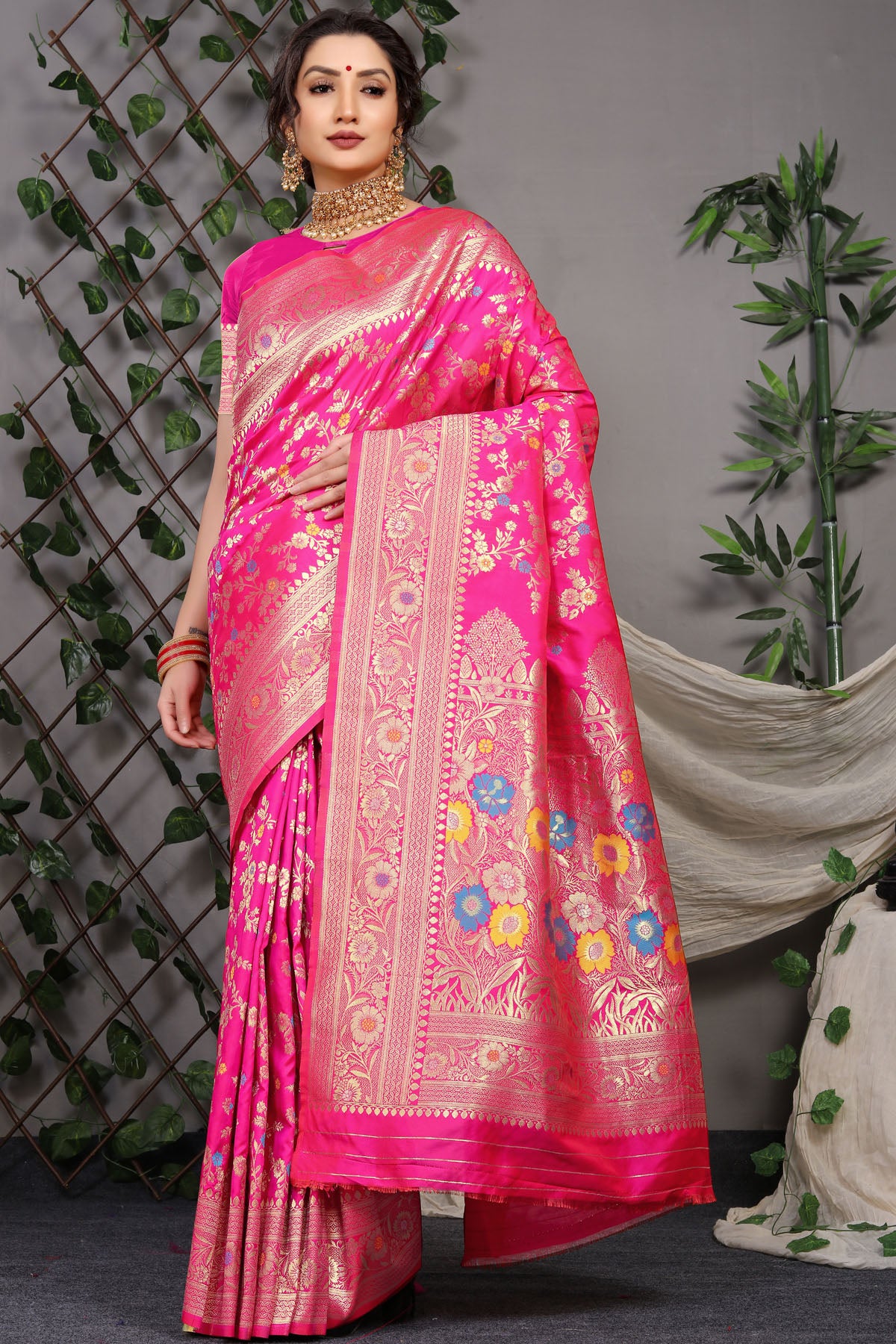 Sanaya Jacquard Pattern Kanchipuram Pure Silk Saree