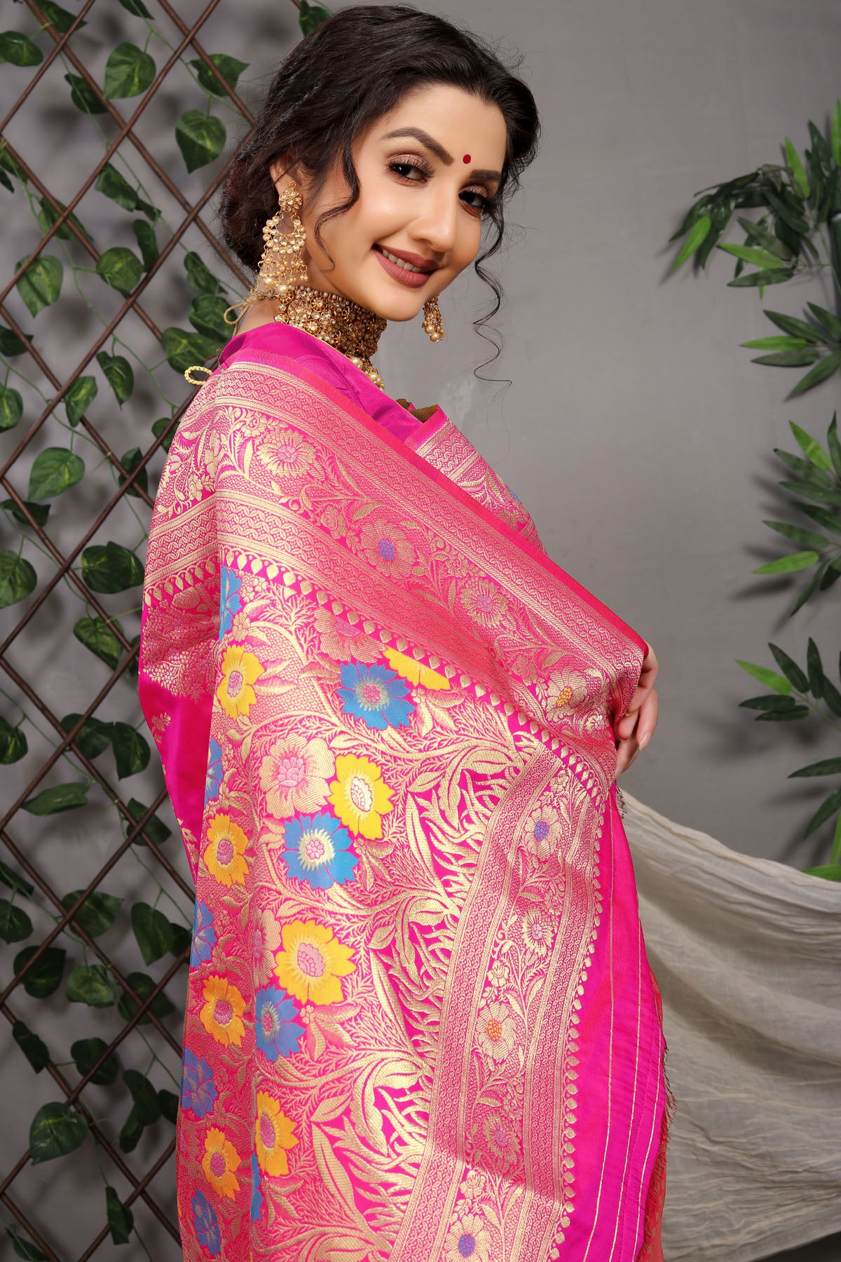 Sanaya Jacquard Pattern Kanchipuram Pure Silk Saree