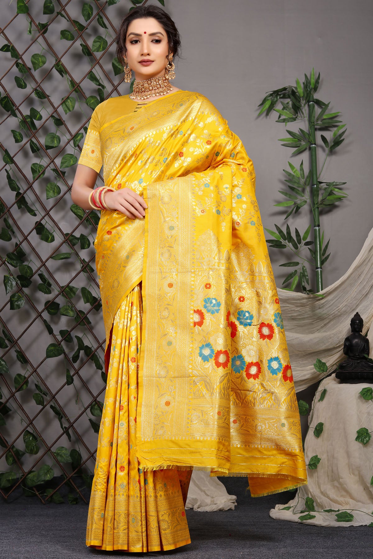 Sanaya Jacquard Pattern Kanchipuram Pure Silk Saree