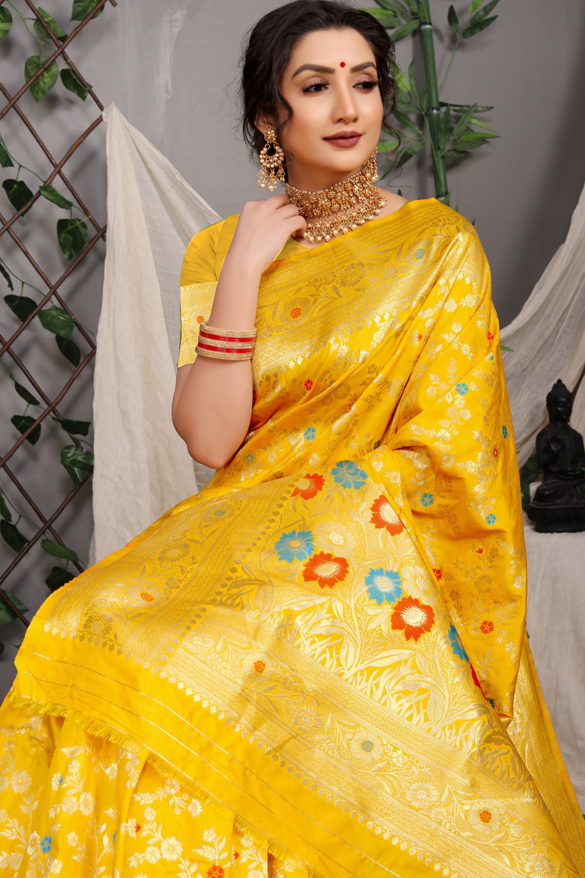 Sanaya Jacquard Pattern Kanchipuram Pure Silk Saree