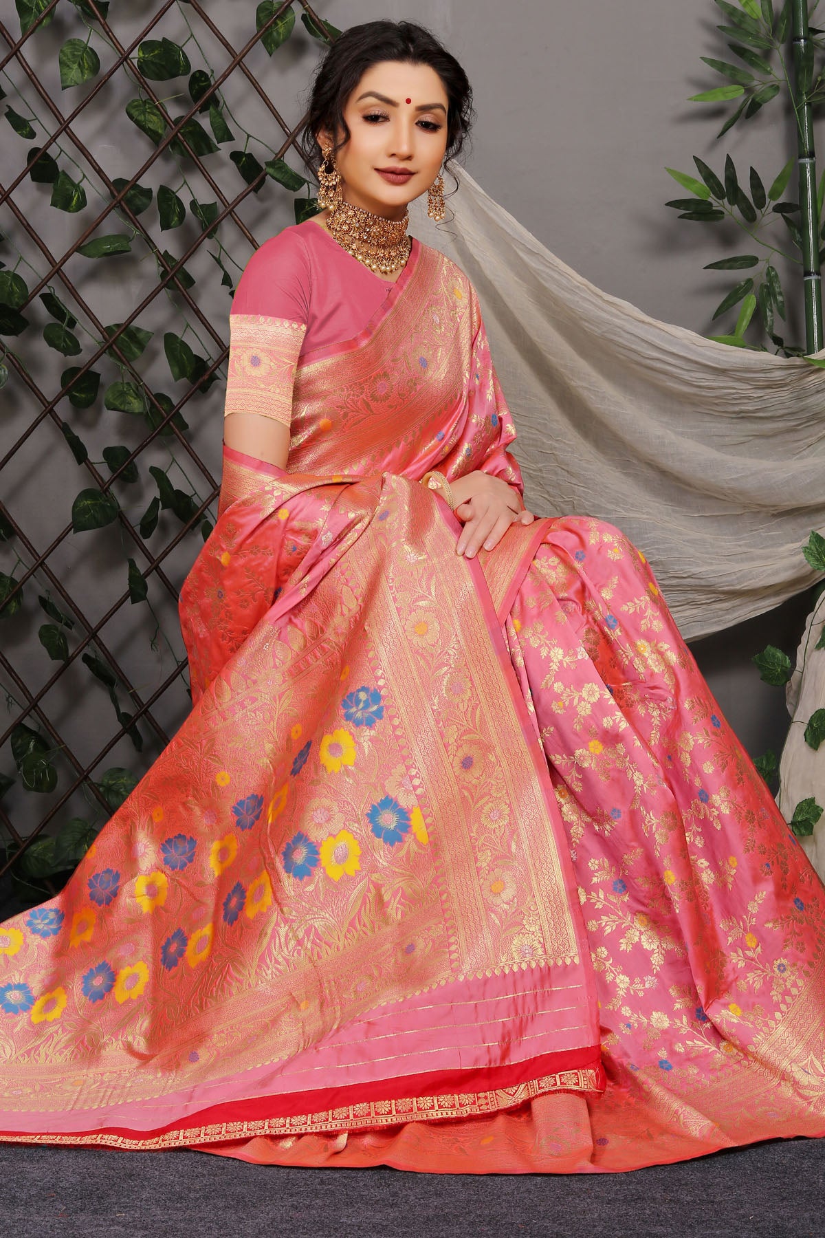 Sanaya Jacquard Pattern Kanchipuram Pure Silk Saree