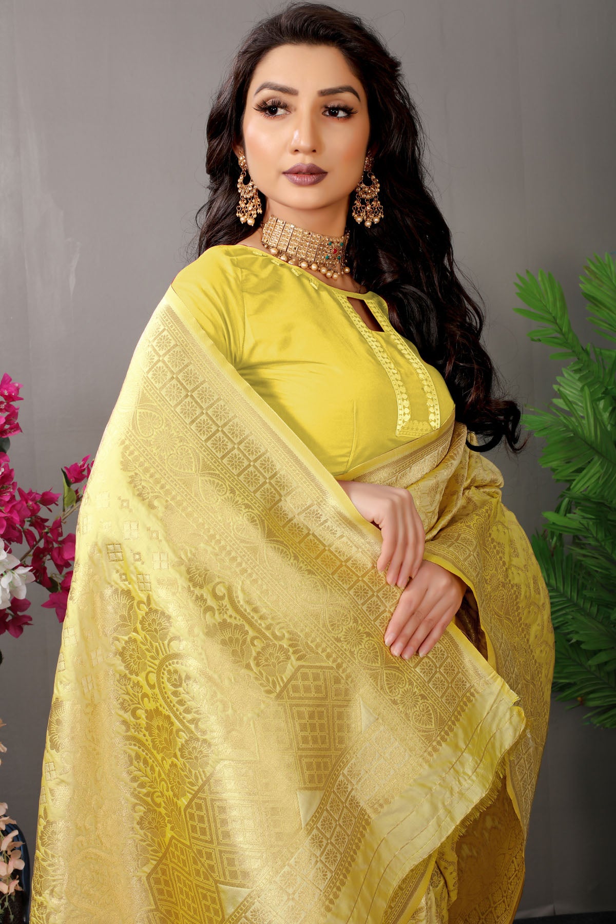 Mansi Jacquard Pattern Kanchipuram Pure Silk Saree