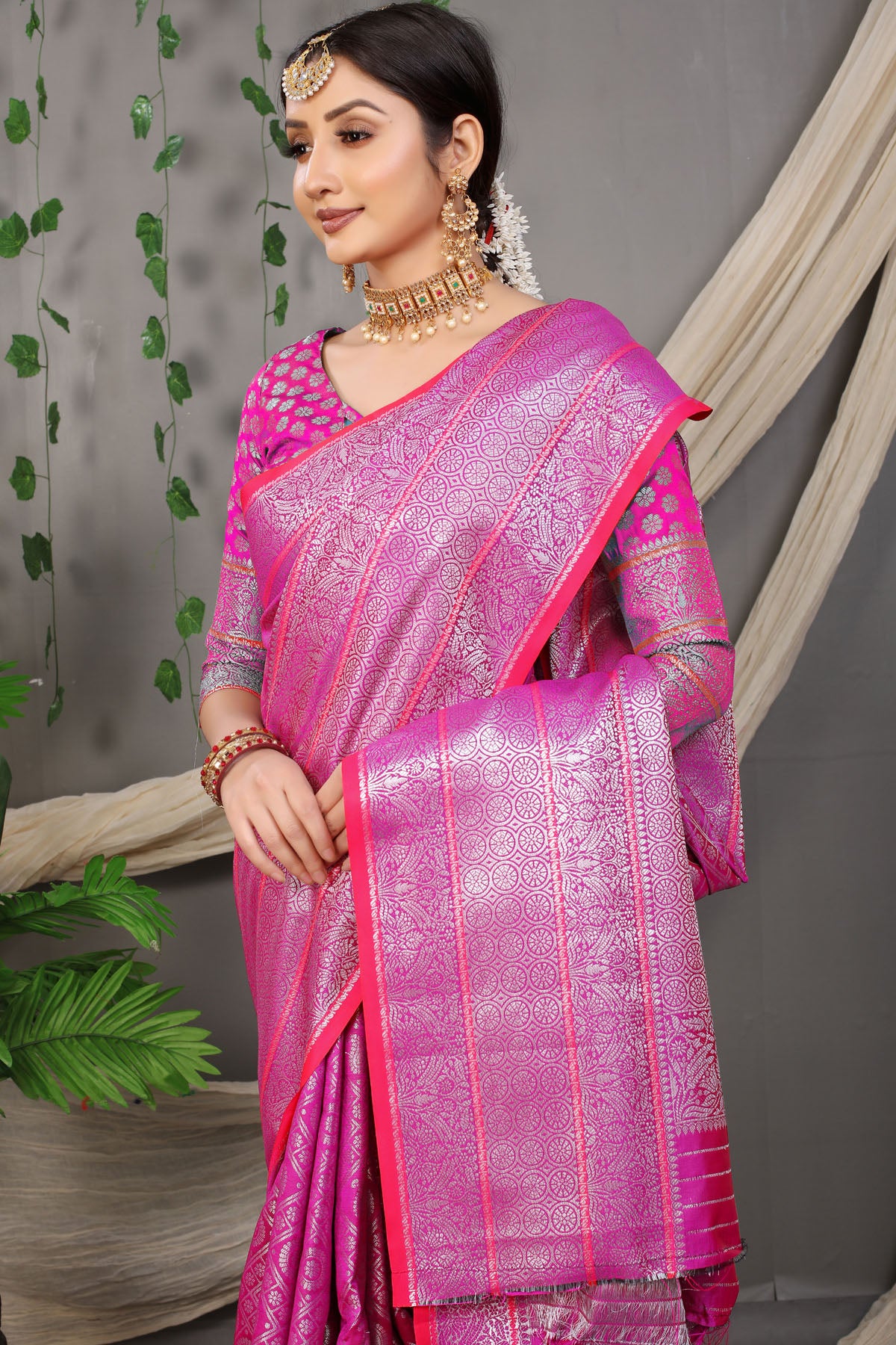 Rani Jacquard Pattern Kanchipuram Pure Silk Saree