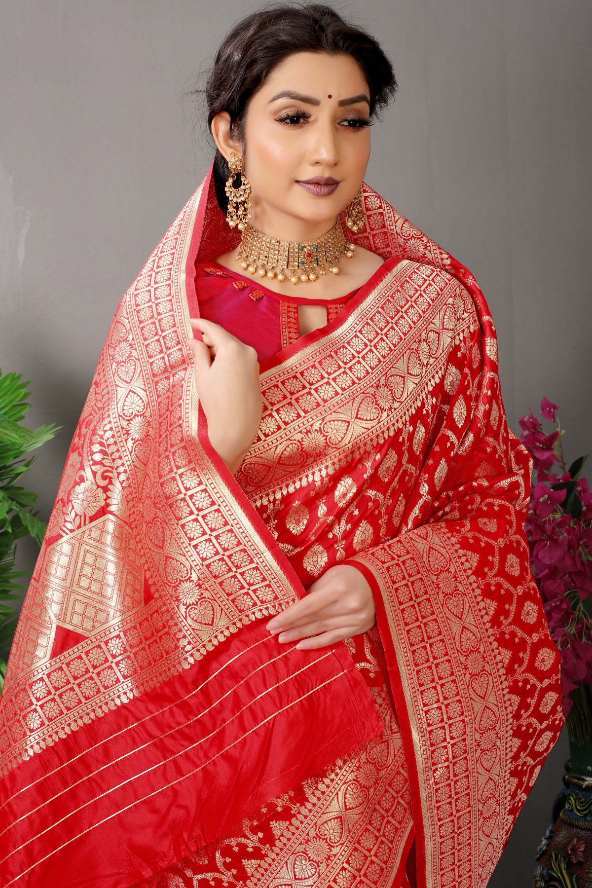 Mansi Jacquard Pattern Kanchipuram Pure Silk Saree