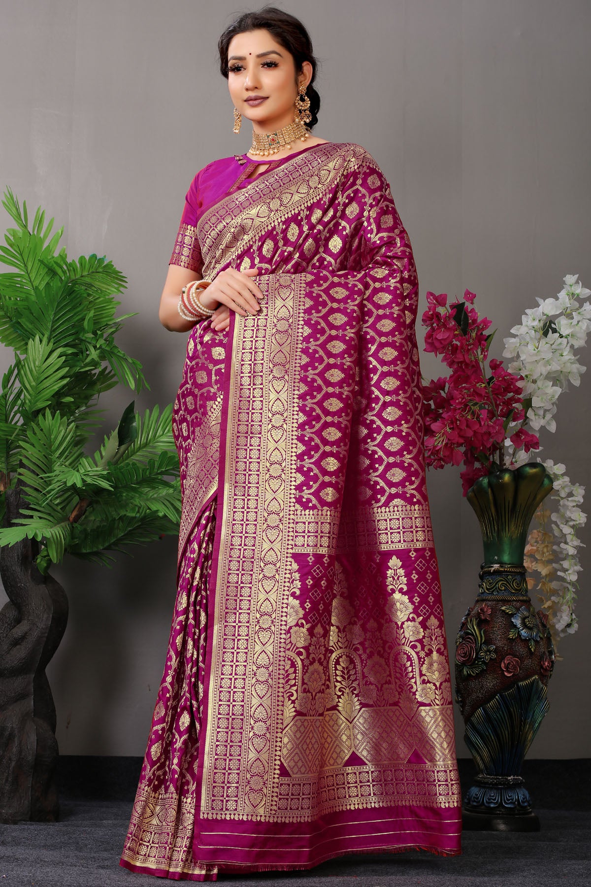 Mansi Jacquard Pattern Kanchipuram Pure Silk Saree