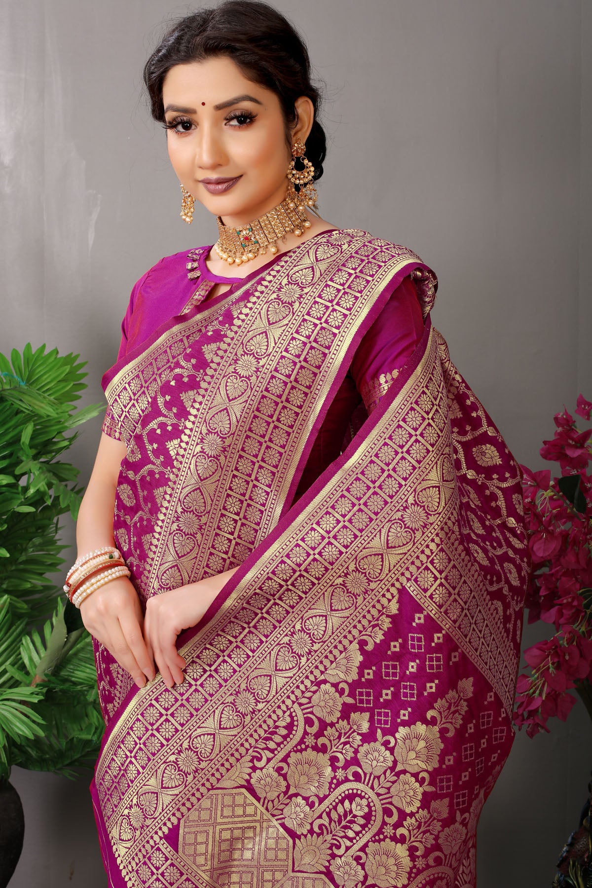 Mansi Jacquard Pattern Kanchipuram Pure Silk Saree