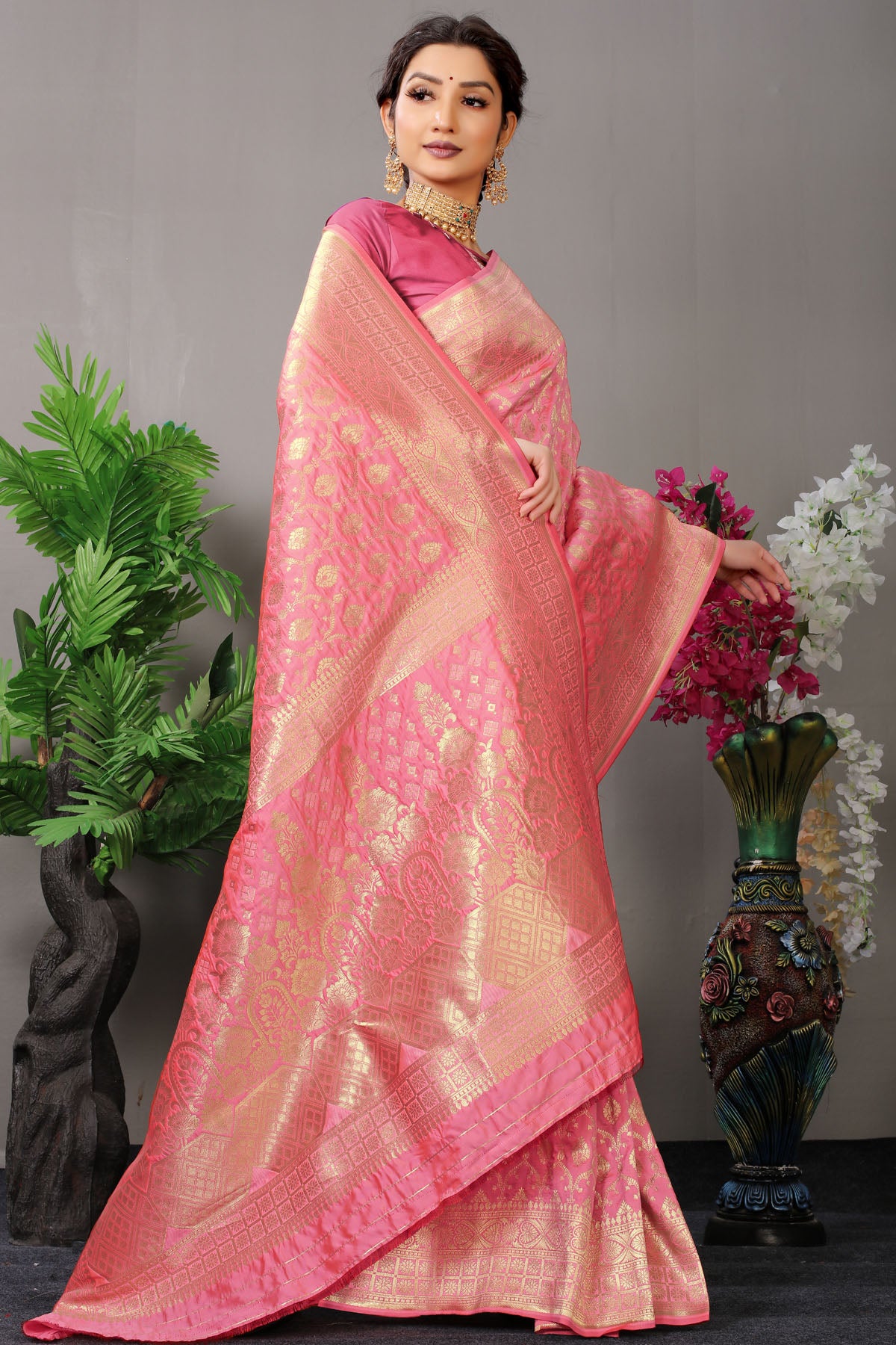 Mansi Jacquard Pattern Kanchipuram Pure Silk Saree
