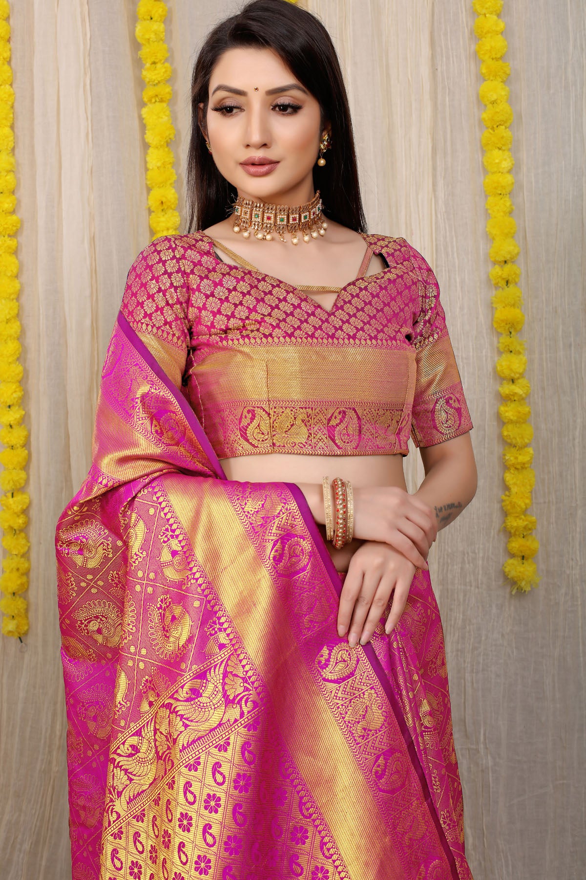 Vani Jacquard Pattern Kanchipuram Pure Silk Saree