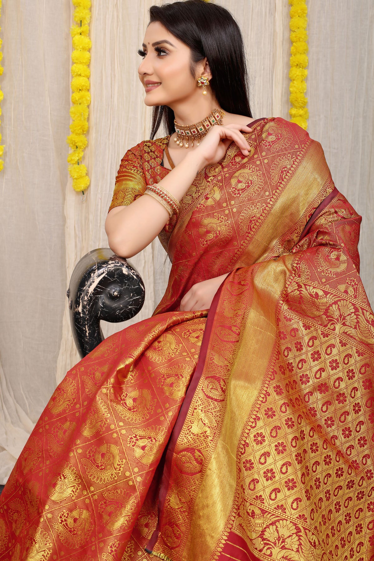 Vani Jacquard Pattern Kanchipuram Pure Silk Saree