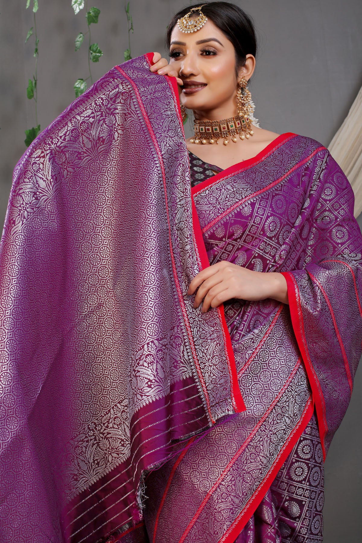 Rani Jacquard Pattern Kanchipuram Pure Silk Saree
