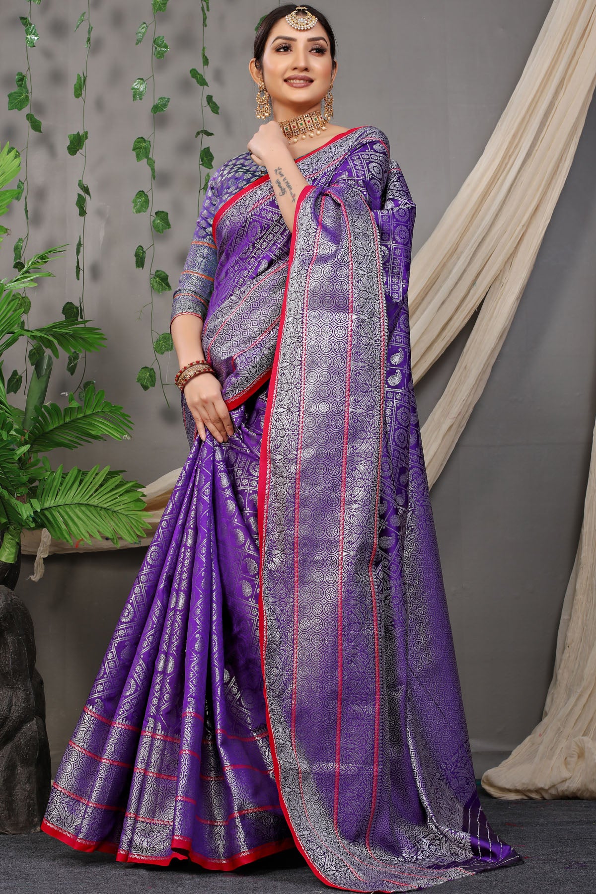 Rani Jacquard Pattern Kanchipuram Pure Silk Saree