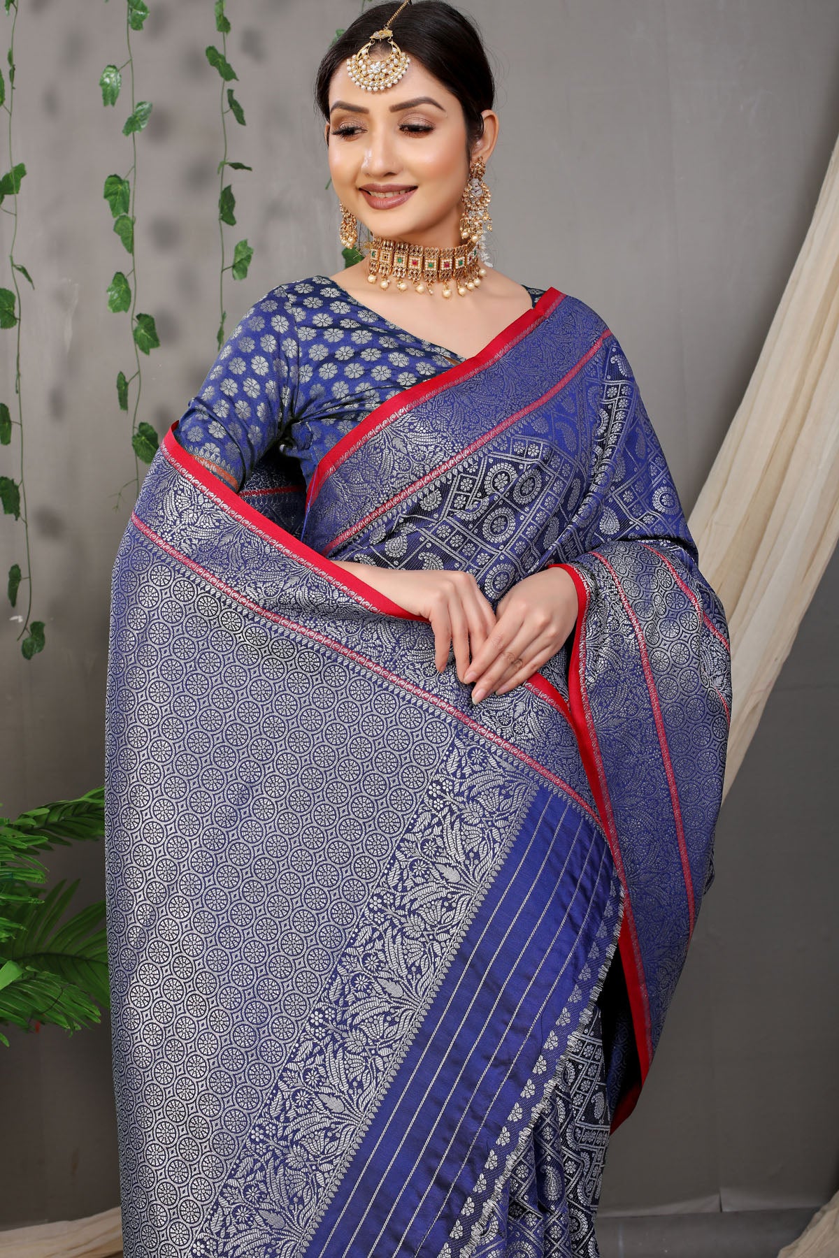 Rani Jacquard Pattern Kanchipuram Pure Silk Saree