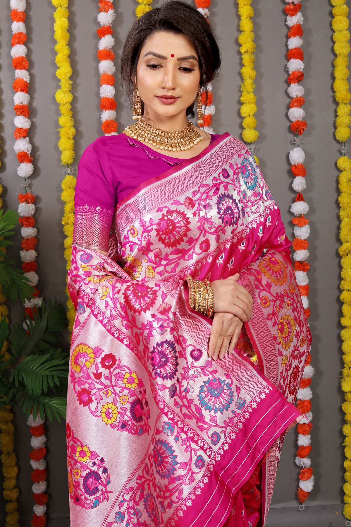 VastraParidhan Jacquard Pattern Kanchipuram Pure Silk Saree