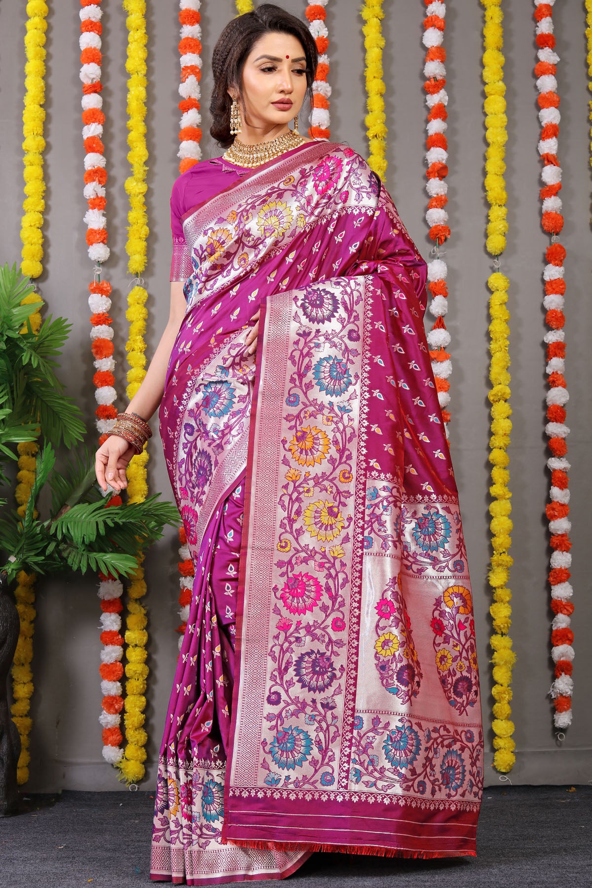 VastraParidhan Jacquard Pattern Kanchipuram Pure Silk Saree