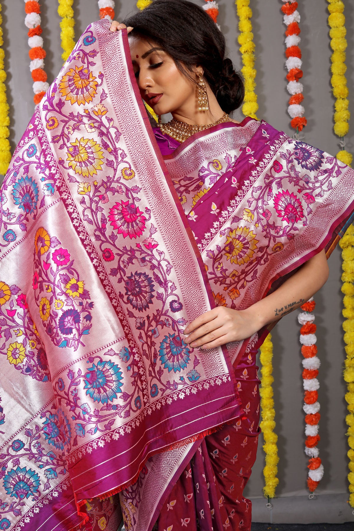 VastraParidhan Jacquard Pattern Kanchipuram Pure Silk Saree