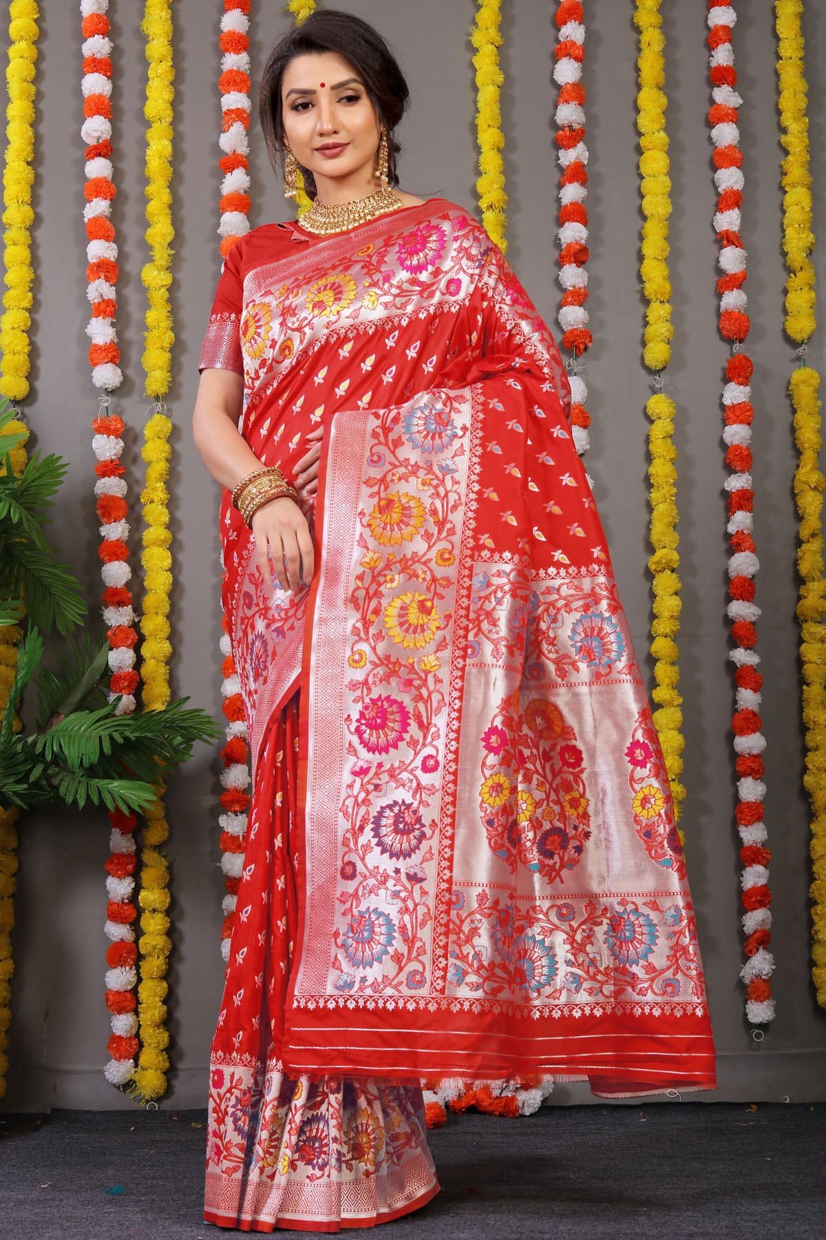VastraParidhan Jacquard Pattern Kanchipuram Pure Silk Saree