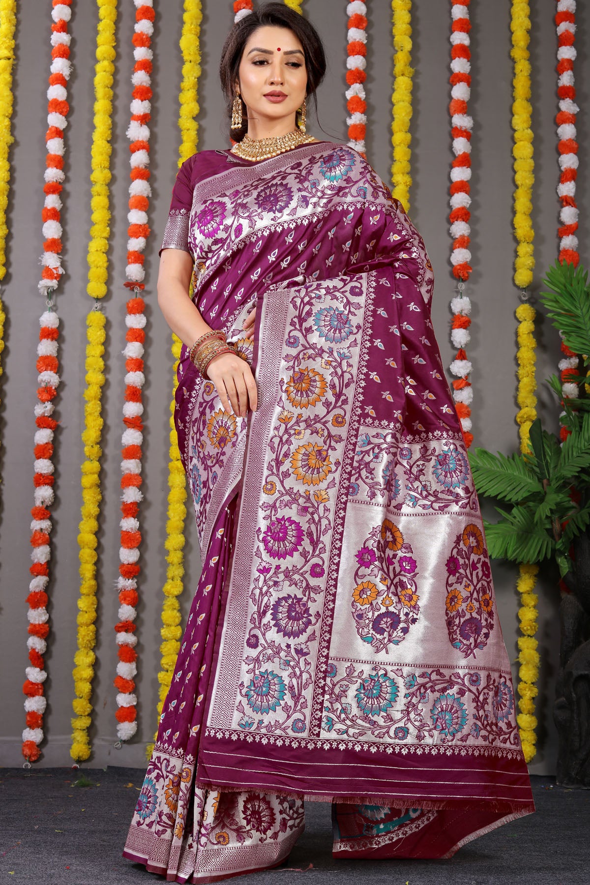 VastraParidhan Jacquard Pattern Kanchipuram Pure Silk Saree