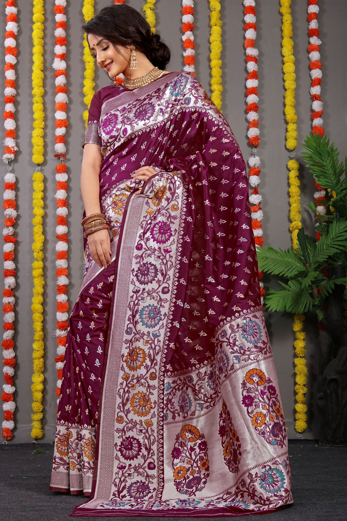 VastraParidhan Jacquard Pattern Kanchipuram Pure Silk Saree