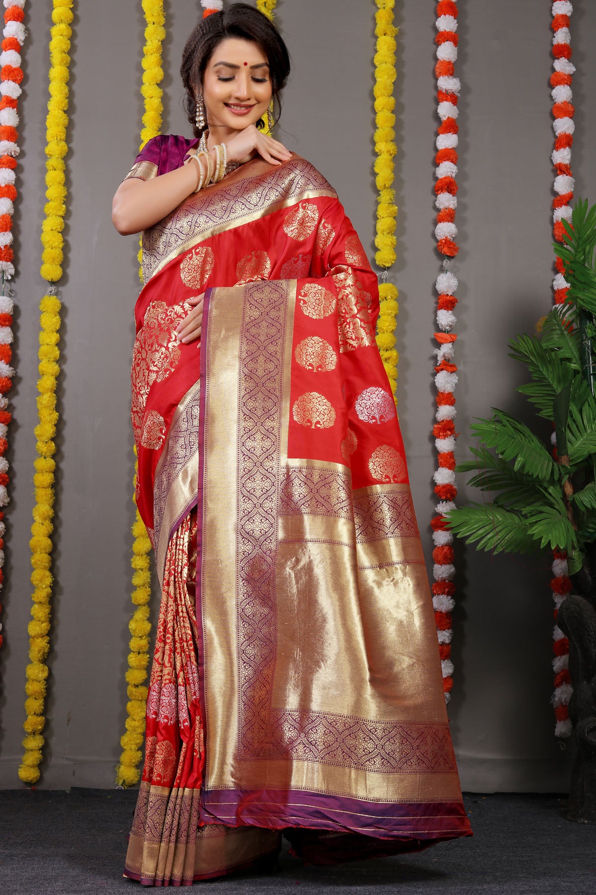 Mayuri Jacquard Pattern Kanchipuram Pure Silk Saree