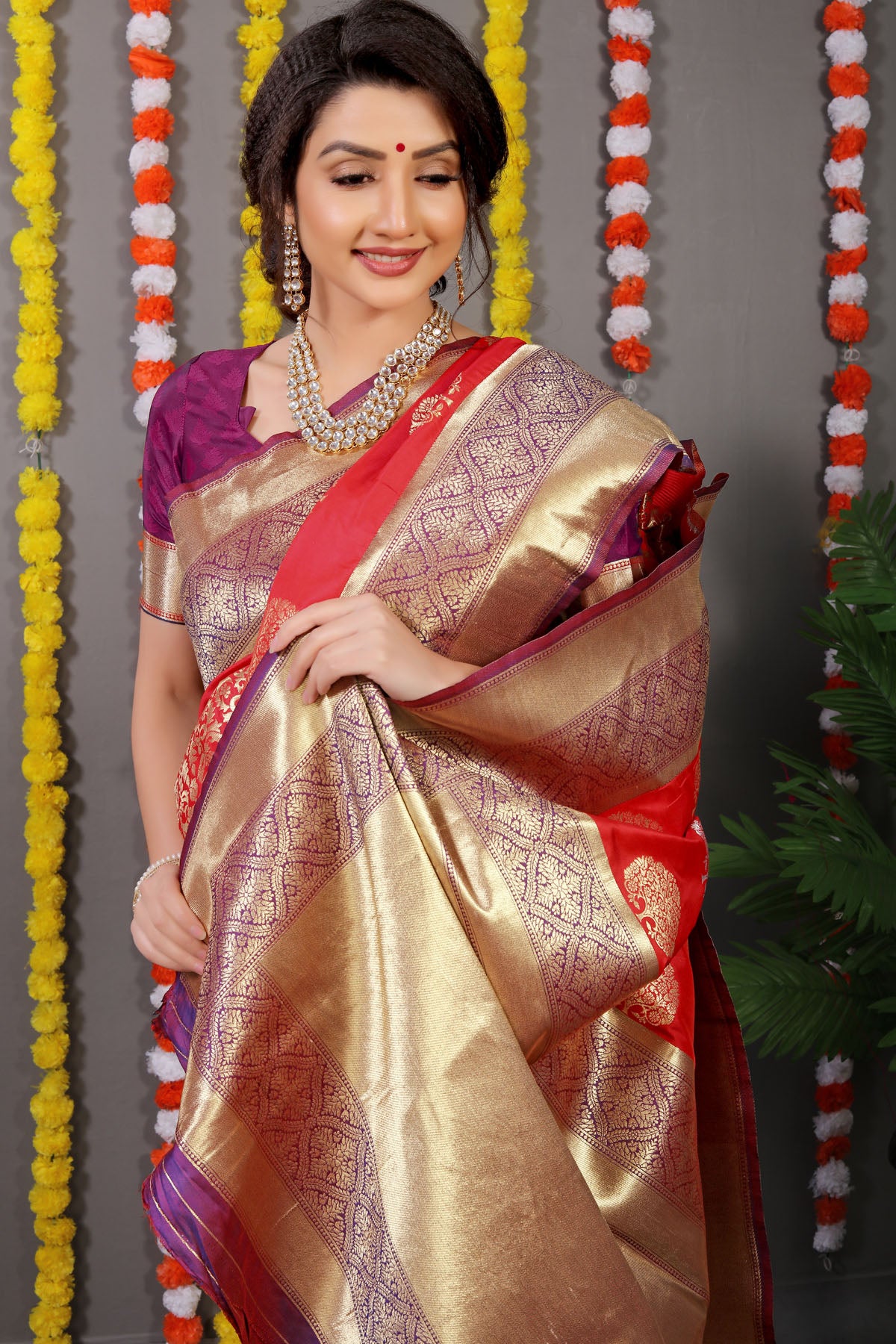 Mayuri Jacquard Pattern Kanchipuram Pure Silk Saree