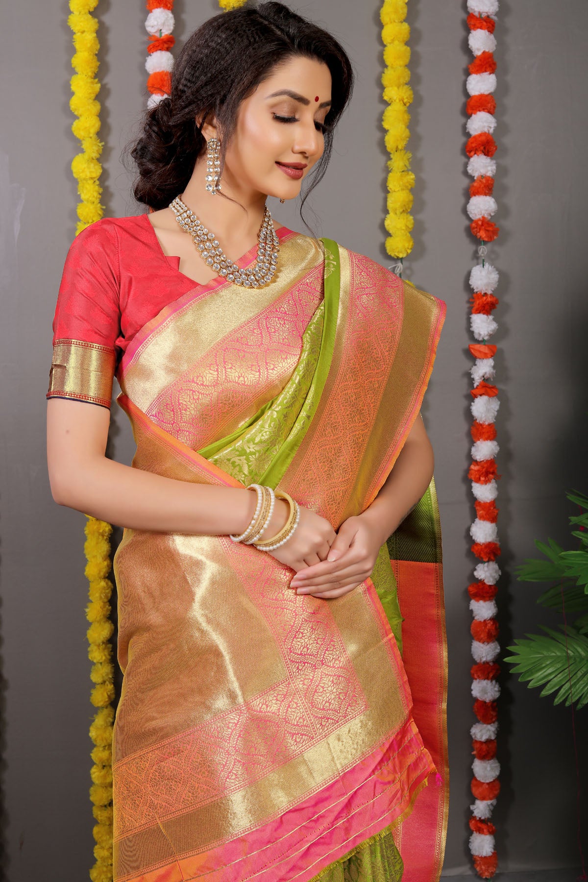 Mayuri Jacquard Pattern Kanchipuram Pure Silk Saree