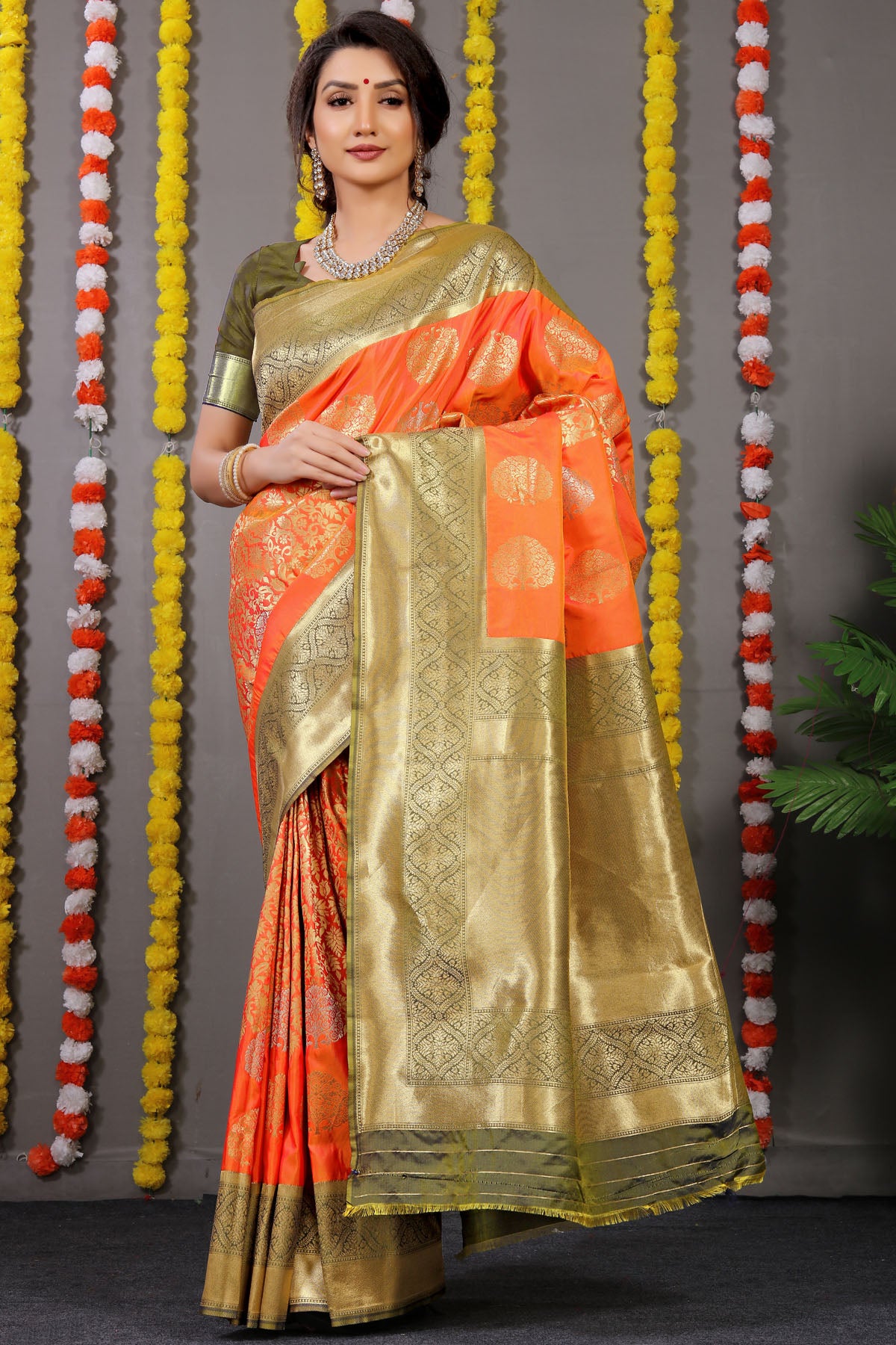 Mayuri Jacquard Pattern Kanchipuram Pure Silk Saree