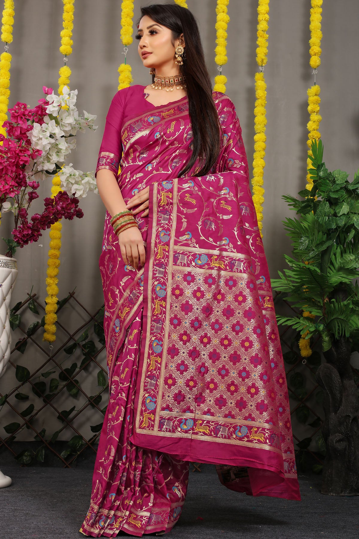 Rehana Shot Jacquard Pure Zari Kanjivaram Silk Saree
