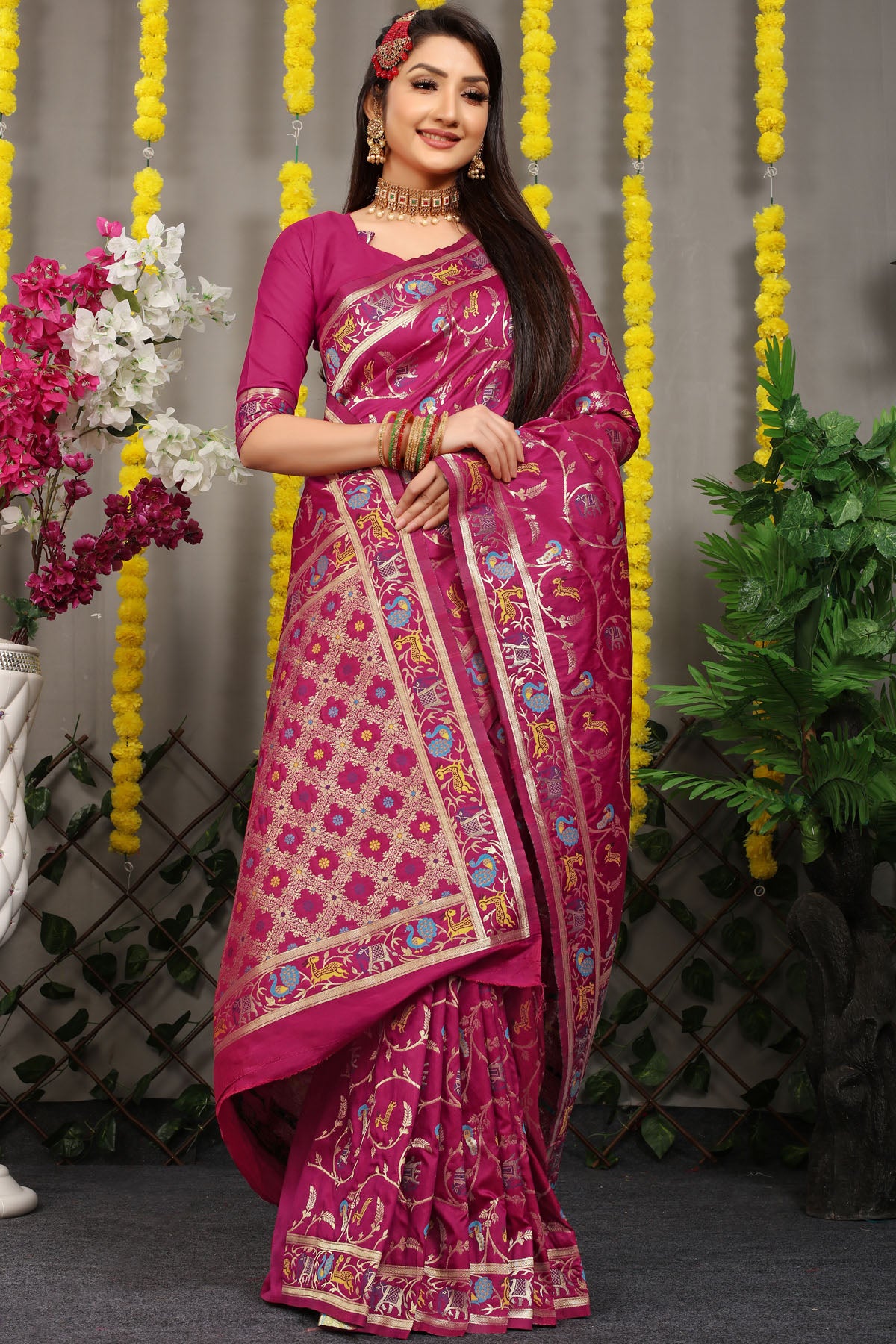 Rehana Shot Jacquard Pure Zari Kanjivaram Silk Saree
