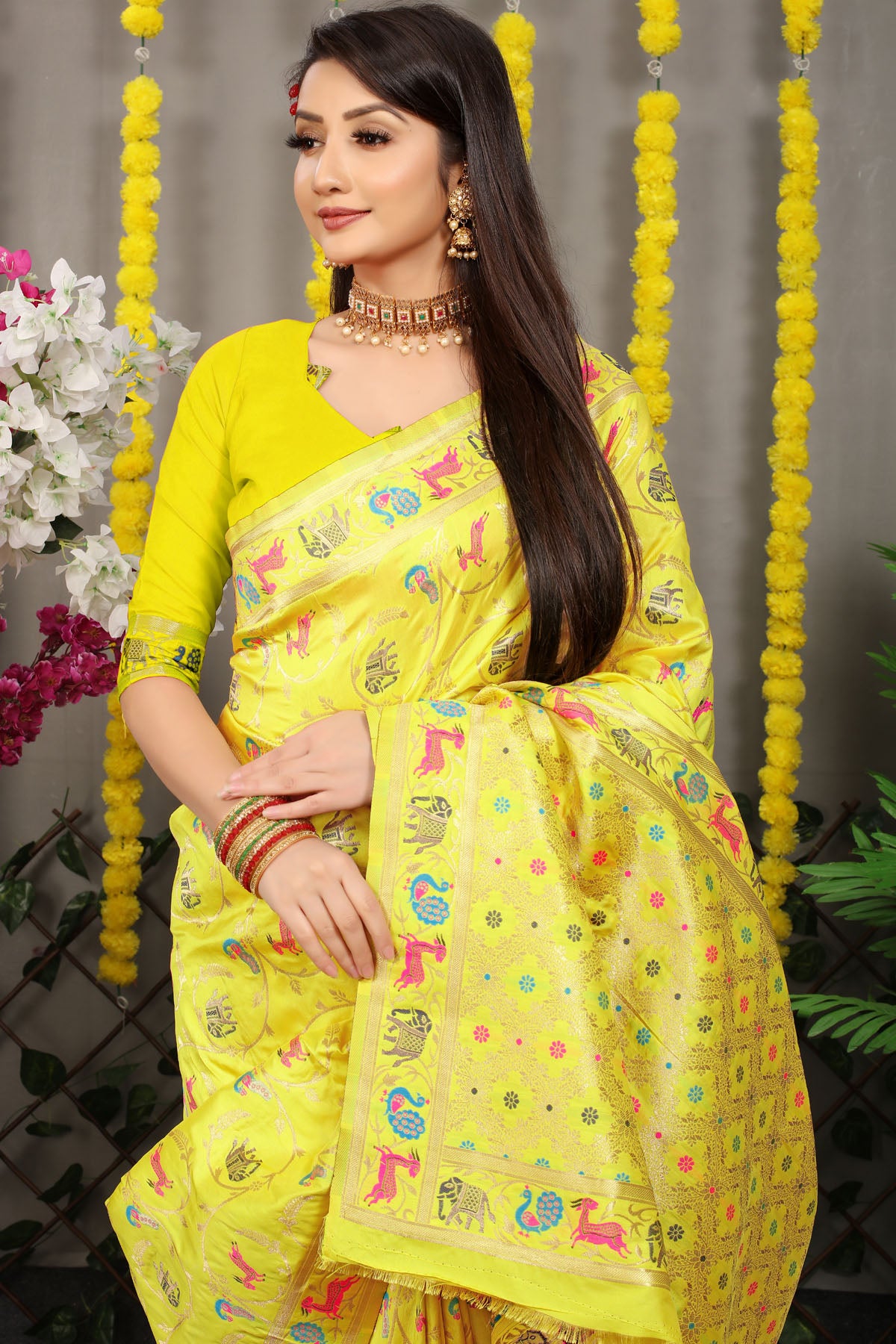 Rehana Shot Jacquard Pure Zari Kanjivaram Silk Saree