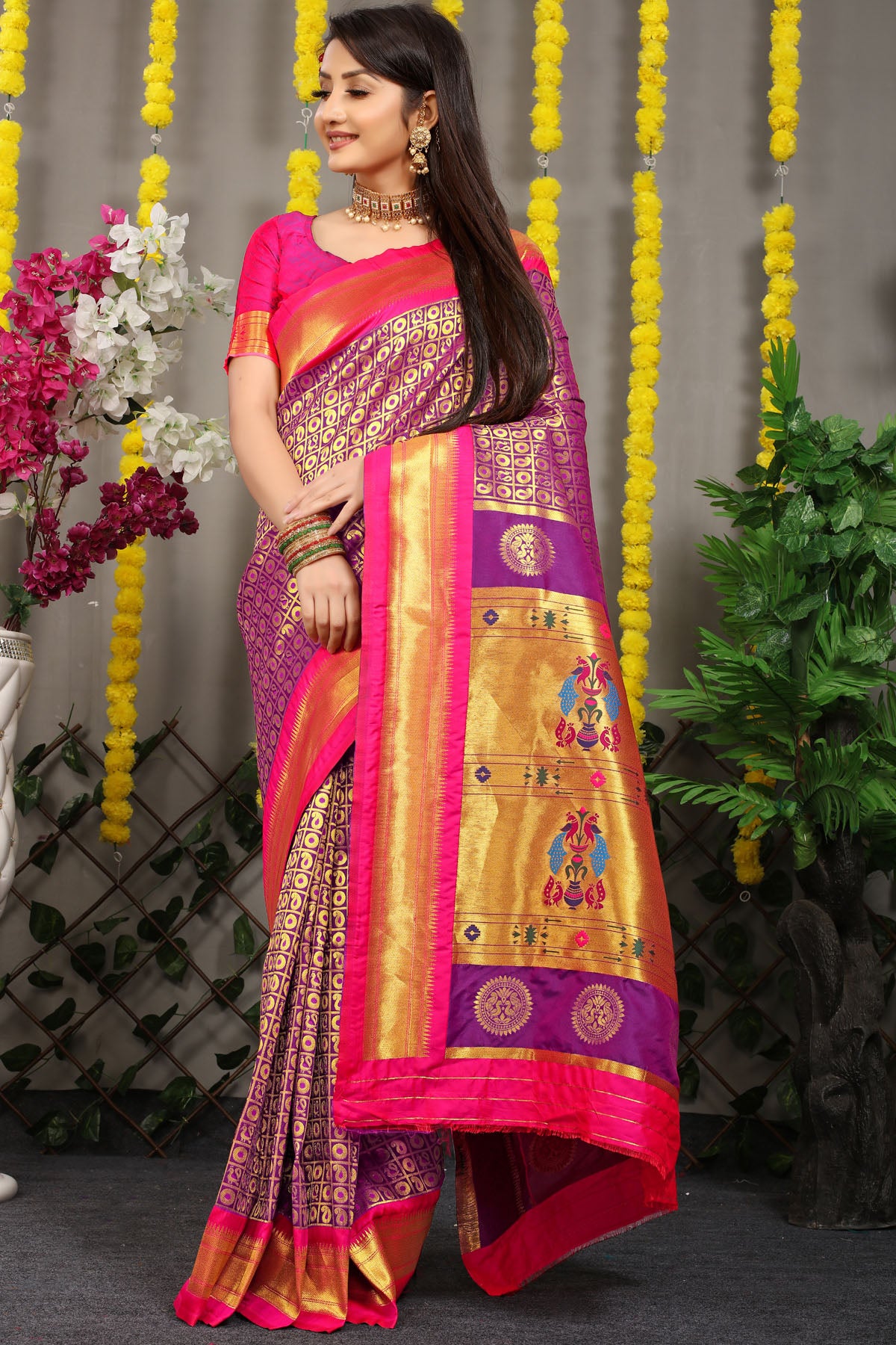 Jiya Jacquard Pattern Kanchipuram Pure Silk Saree