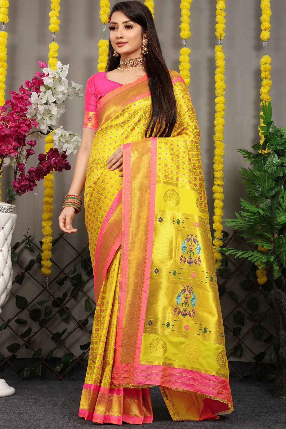 Jiya Jacquard Pattern Kanchipuram Pure Silk Saree