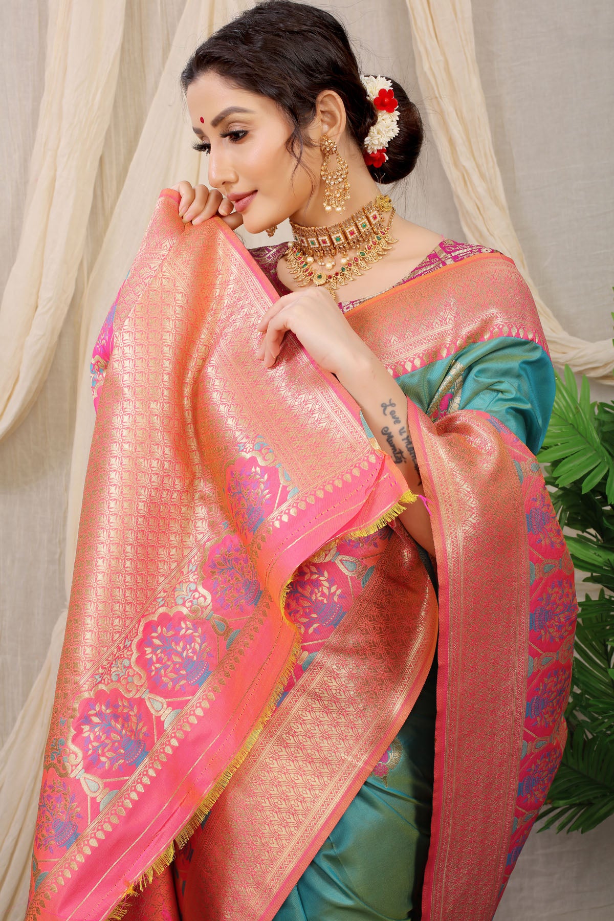 Jasmin Jacquard Pattern Kanchipuram Pure Silk Saree