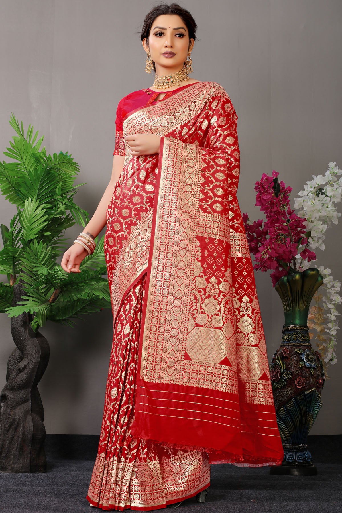 Mansi Jacquard Pattern Kanchipuram Pure Silk Saree