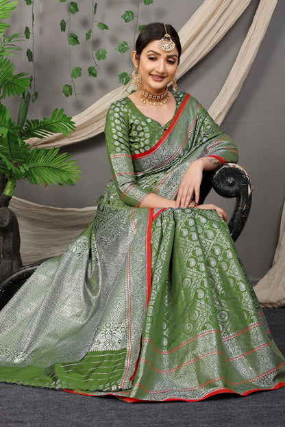 Rani Jacquard Pattern Kanchipuram Pure Silk Saree